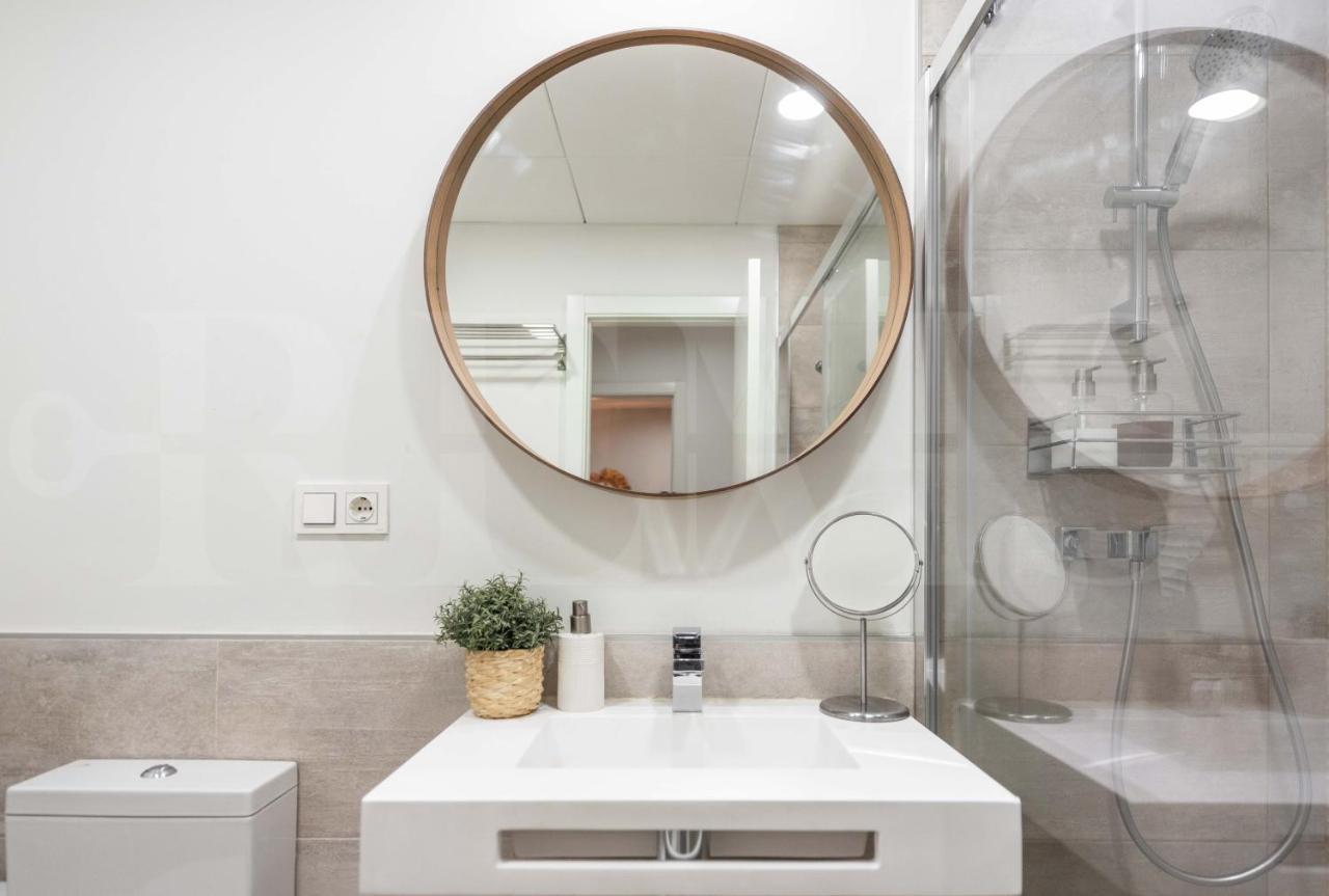 Lovely Boho Apartment With Parking - Historic Center By Rems Málaga Kültér fotó