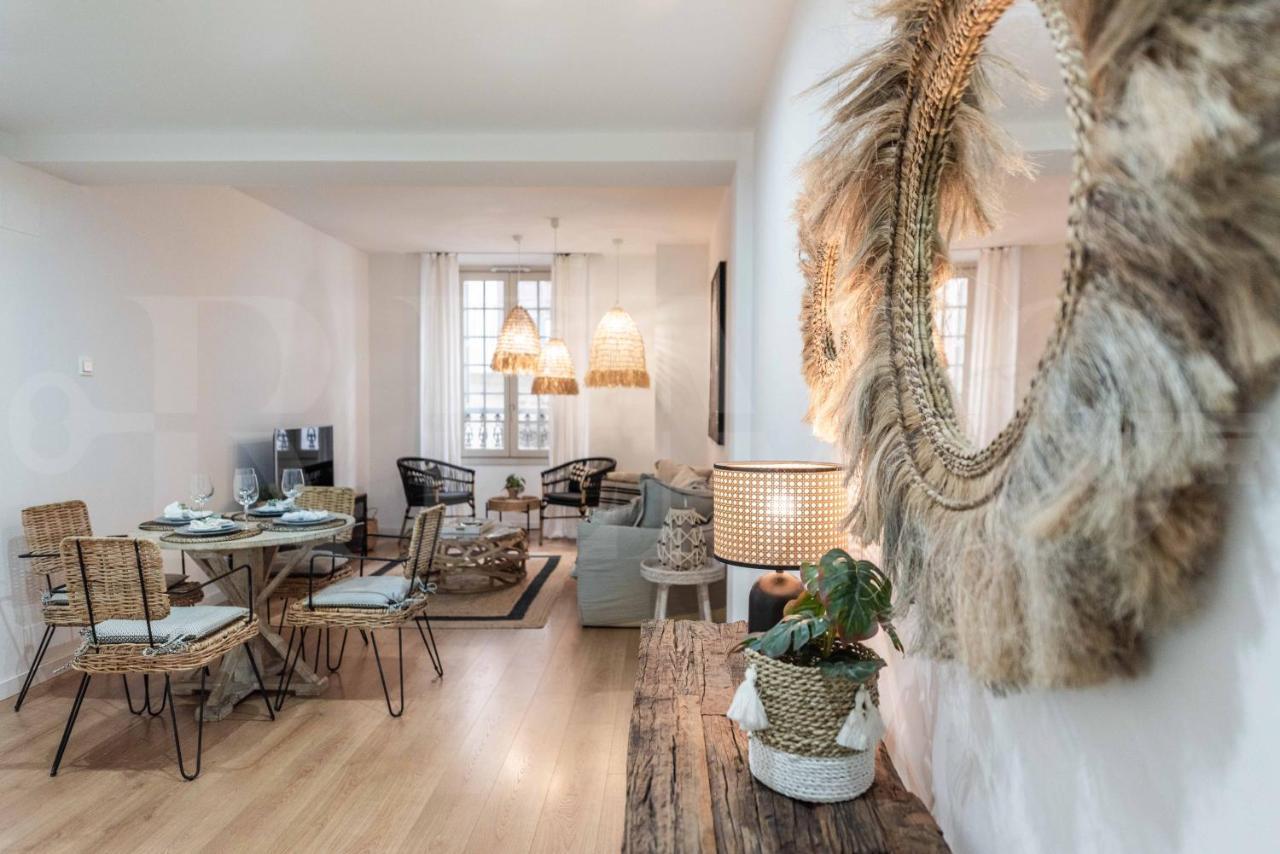 Lovely Boho Apartment With Parking - Historic Center By Rems Málaga Kültér fotó