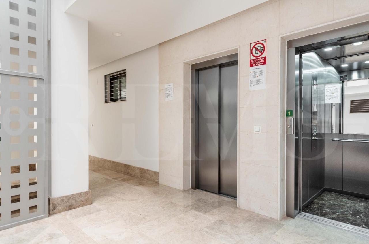 Lovely Boho Apartment With Parking - Historic Center By Rems Málaga Kültér fotó